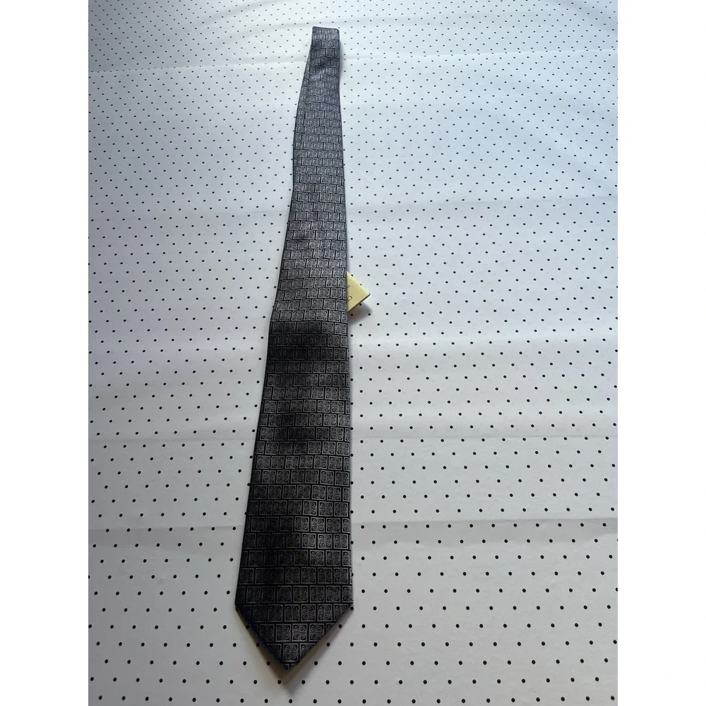Patrick Francis Ireland‎ Pure Silk Celtic Design Neck Tie Gray Black